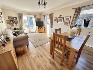 Photo 27- click for photo gallery